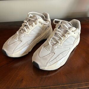 Yeezy Light Beige Mesh Low-Top Sneakers
